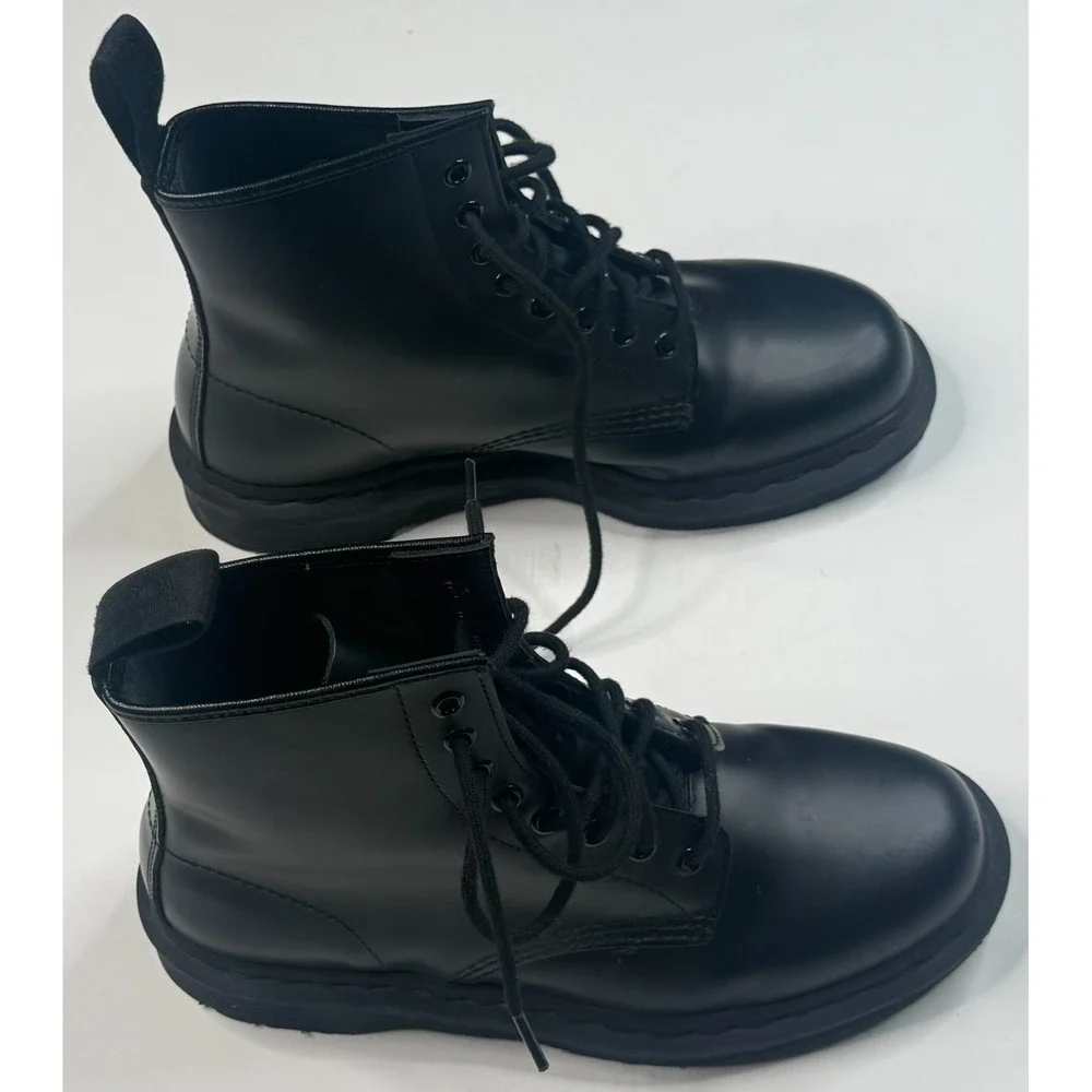 Dr.‎ Martens 1460 Mono Men's Black Mono Smooth Lace Up Boots Size 8M